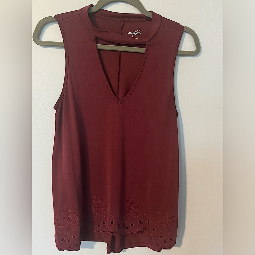 Sleeveless Blouse